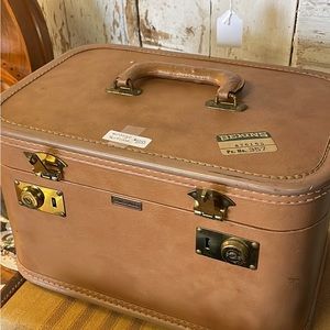 1960s Train Case